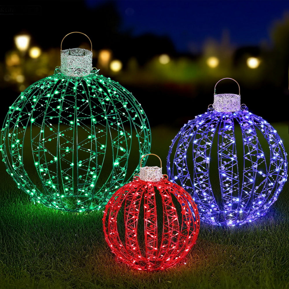 Set of 3 Light-Up Christmas Balls