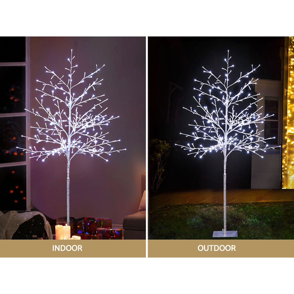 1.5M Christmas Tree with solar lights